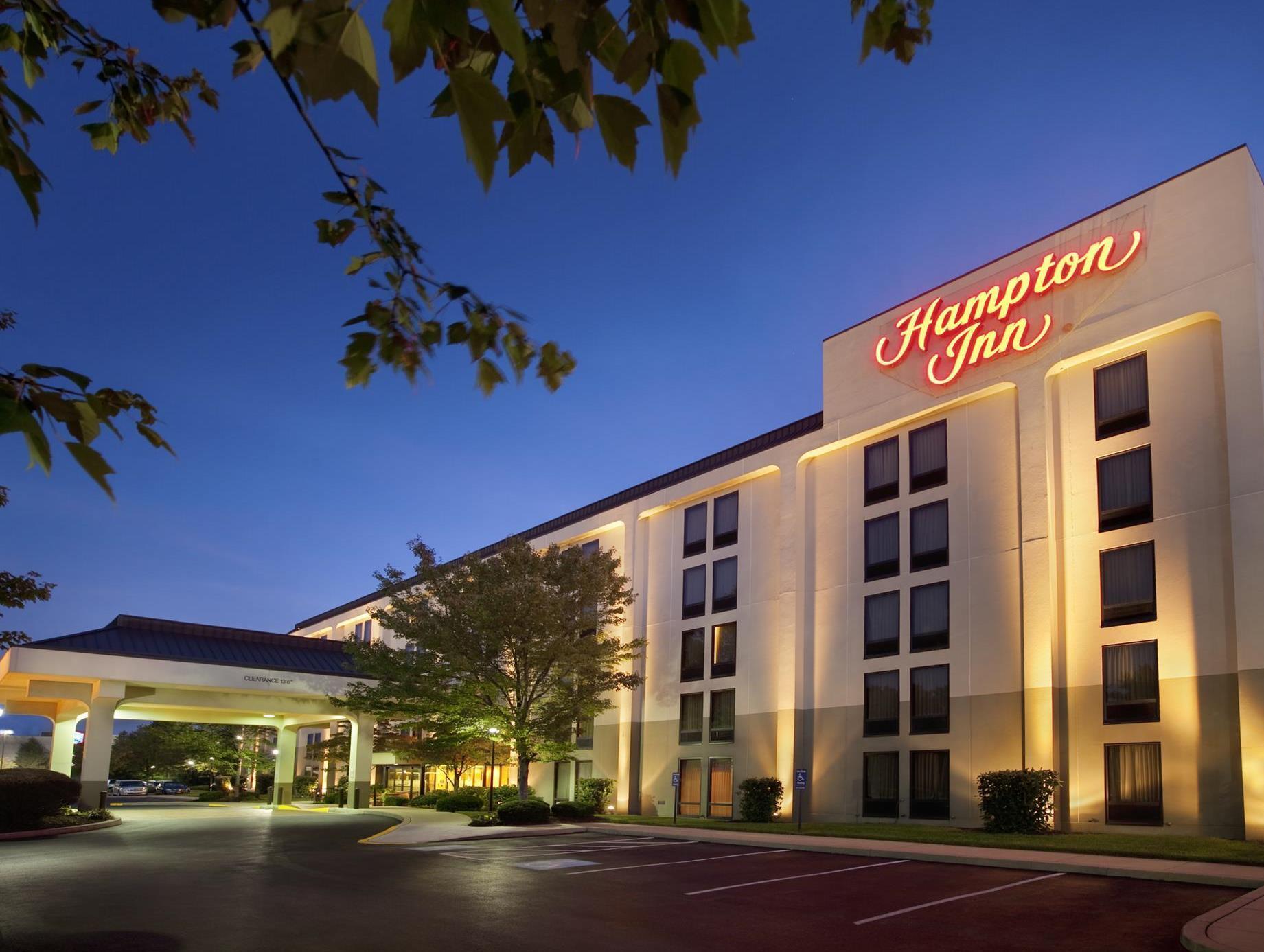 Hampton Inn - York Exterior photo